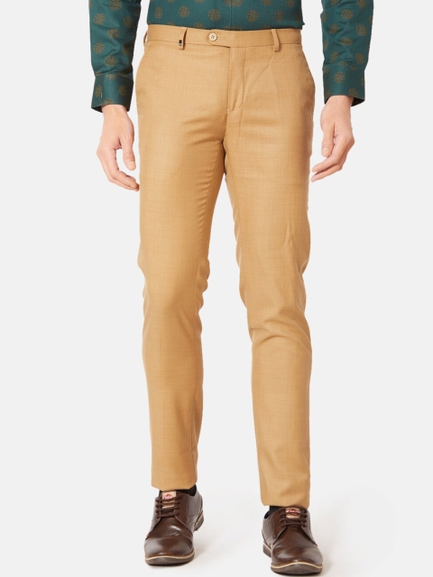 

Oxemberg Men Khaki Slim Fit Solid Regular Trousers