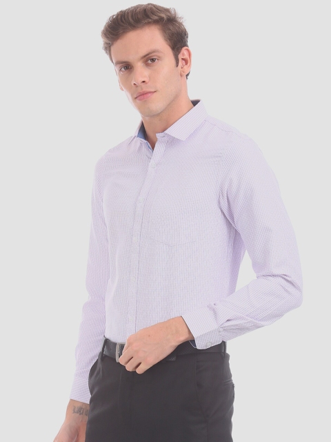 

Arrow Men White & Purple Regular Fit Self Design Formal Shirt