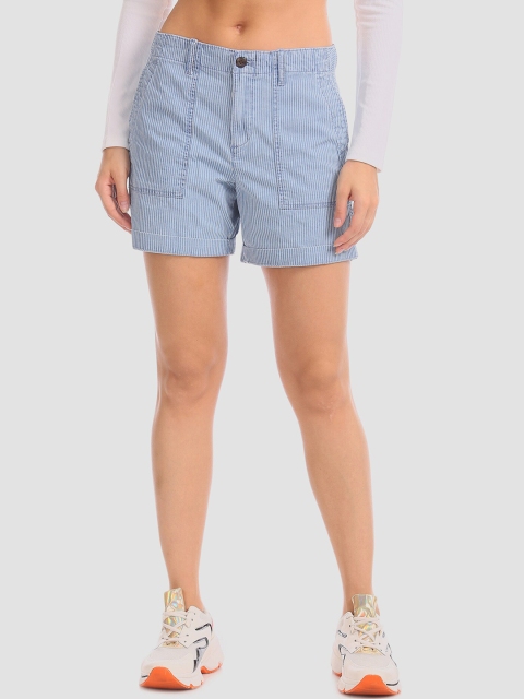 

GAP Women Blue 5 Inch Upturned Hem Striped Utility Shorts