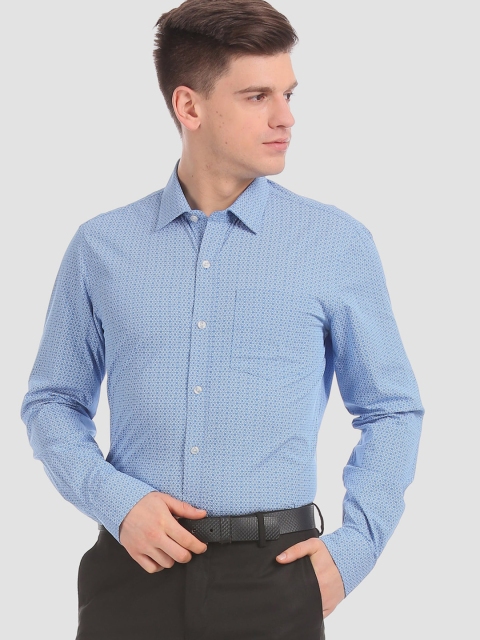 

Arrow Men Blue & White Slim Fit Printed Formal Shirt