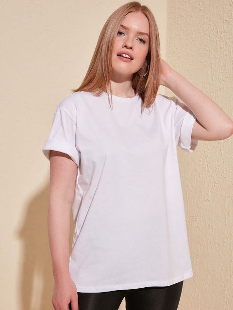 

Trendyol Women White Solid Round Neck T-shirt
