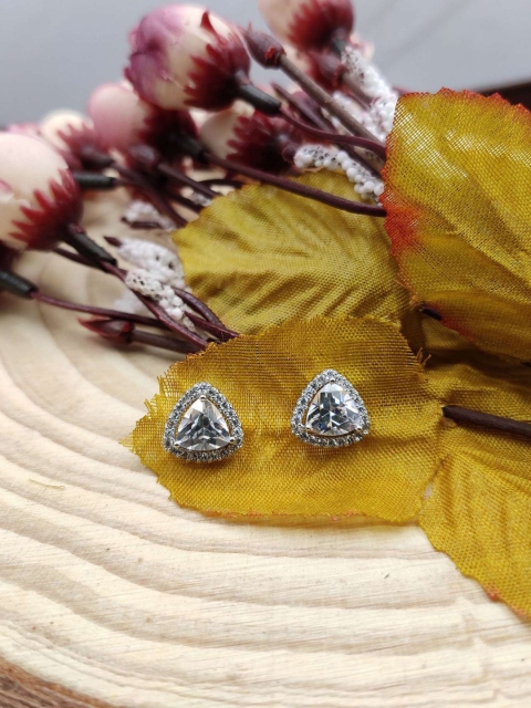 

Sia Art Jewellery White & Silver-Plated Classic CZ Studded Studs