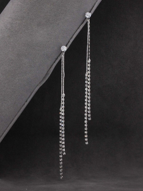 

Sia Art Jewellery White & Silver-Plated Contemporary Drop Earrings