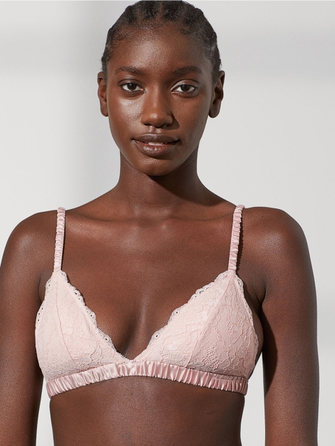 

H&M Women Peach-Coloured Padded Lace Bra 0905814004