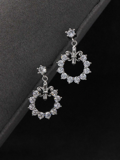 

Sia Art Jewellery Silver-Plated Cubic Zirconia Floral Drop Earrings