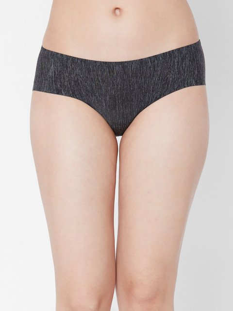 

Juliet Women Black Bonded Seamless Basic Briefs 060003000010476