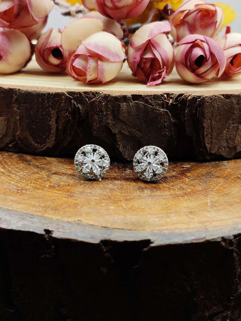 

Sia Art Jewellery White & Gold-Toned Circular Studs