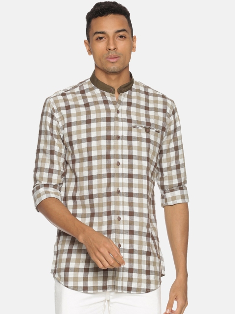 Campus Sutra Men White & Brown Regular Fit Checked Casual Shirt