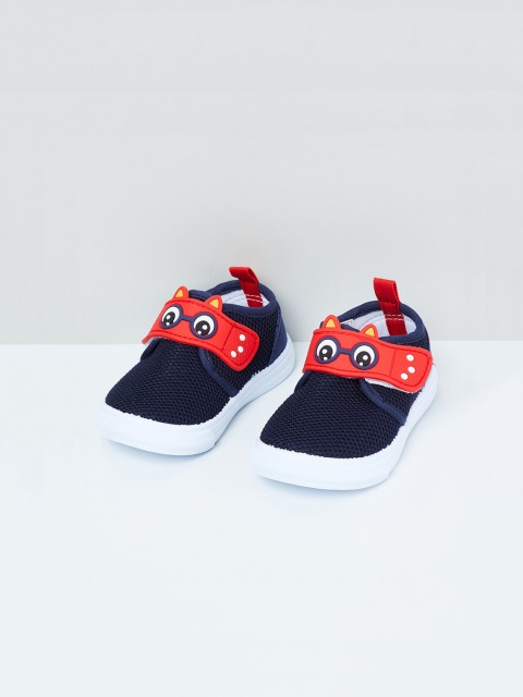 

max Boys Navy Blue Woven Design Driving Shoes