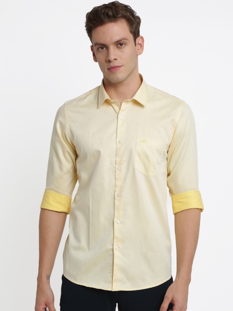 

Crocodile Men Yellow Classic Slim Fit Solid Casual Shirt