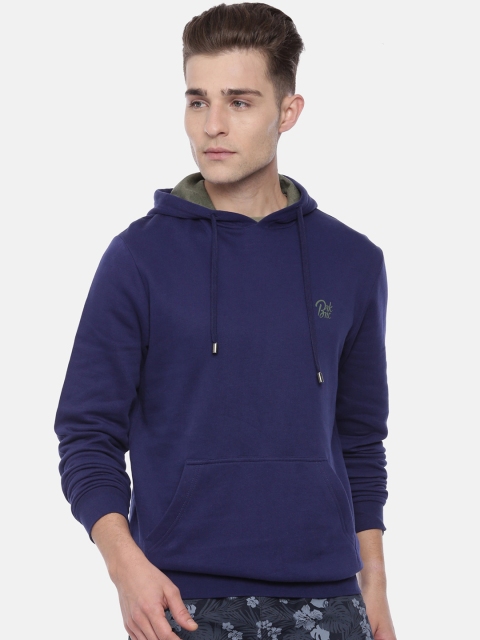 

Breakbounce Men Navy Blue Solid Hooded Sweatshirt