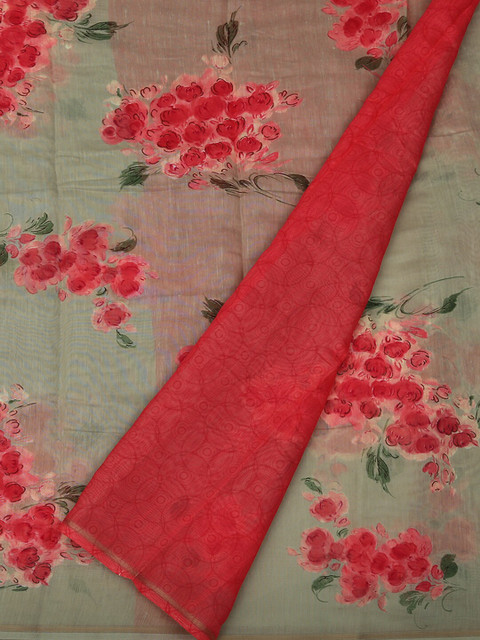 

Pothys Grey & Red Linen Blend Printed Saree