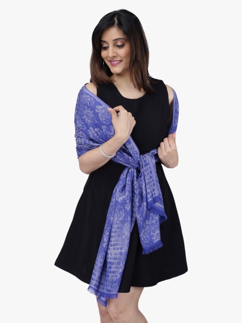 

Scarves & Glitters Women Blue & White Self Design Scarf