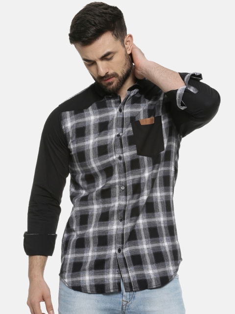 

Campus Sutra Men Black & White Regular Fit Checked Casual Shirt