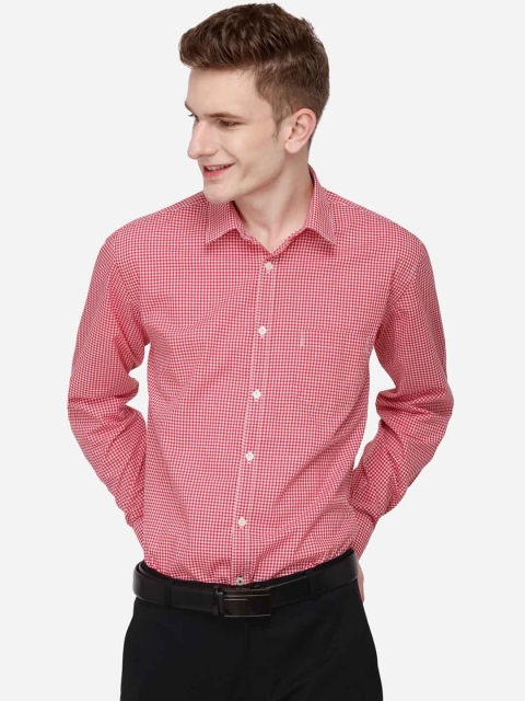 

Greenfibre Men Red & White Regular Fit Checked Formal Shirt
