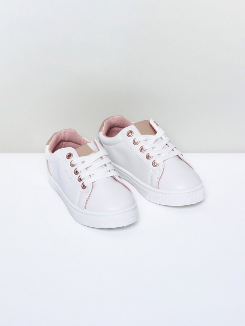 

max Girls White Sneakers