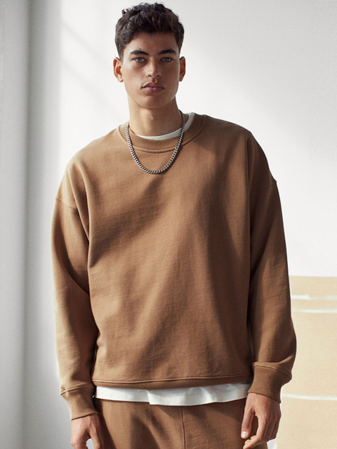 

H&M Men Brown Solid Cotton Sweatshirt