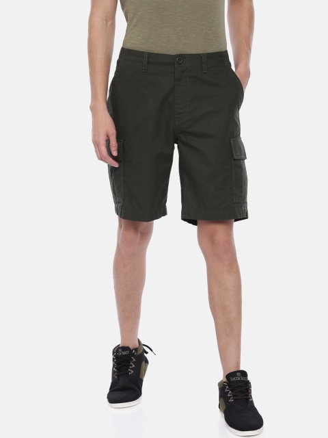 

Breakbounce Men Olive Green Solid Slim Fit Cargo Shorts