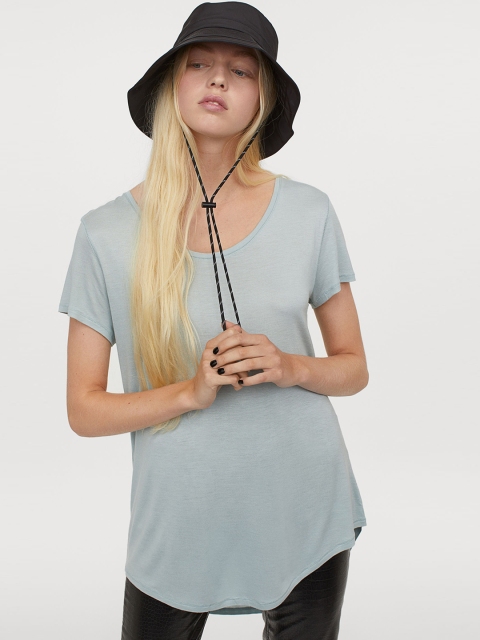 

H&M Women Turquoise Blue Rounded-Hem T-Shirt