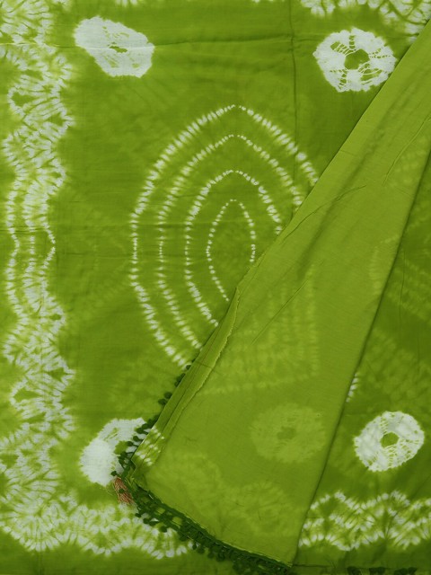 

Pothys Green & Off-White Pure Cotton Printed Saree