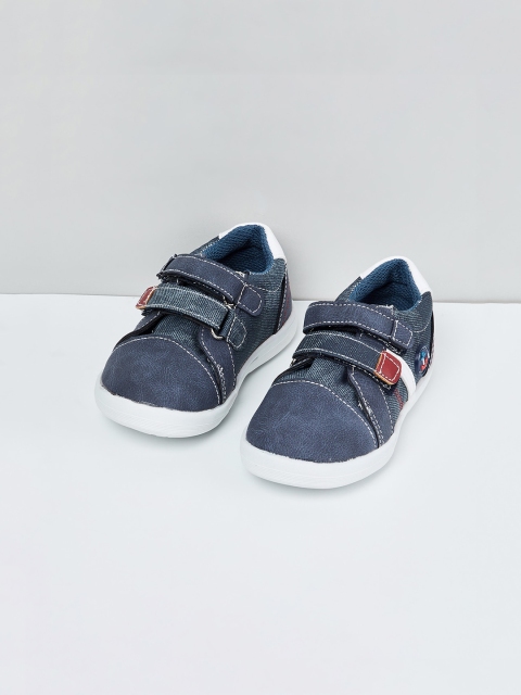 

max Boys Blue Denim Sneakers