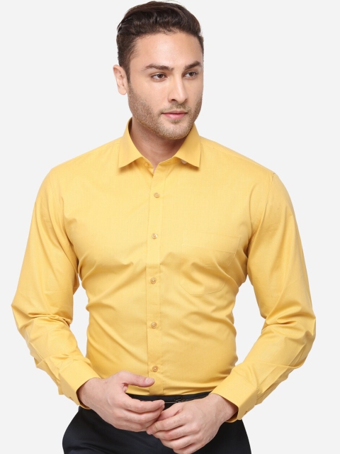 

Greenfibre Men Yellow Regular Fit Solid Casual Shirt