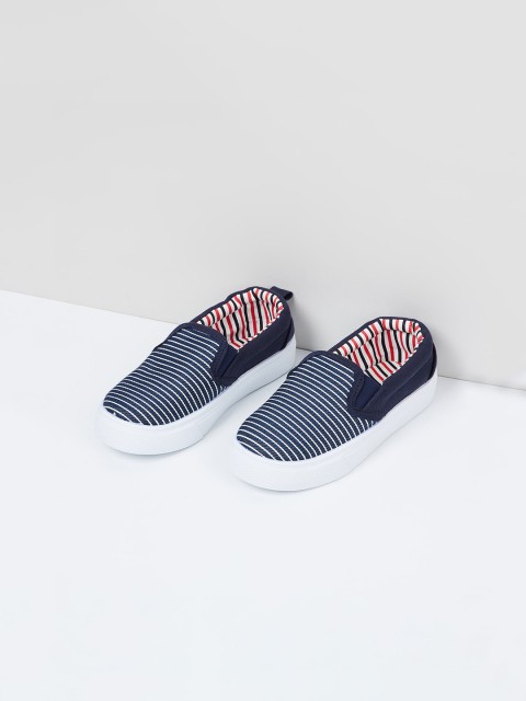 

max Boys Navy Blue & White Striped Slip-On Sneakers
