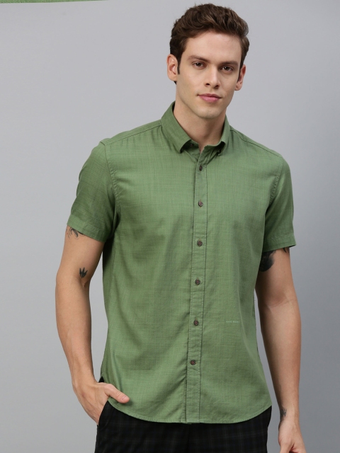 

RARE RABBIT Men Green Regular Fit Solid Casual Shirt