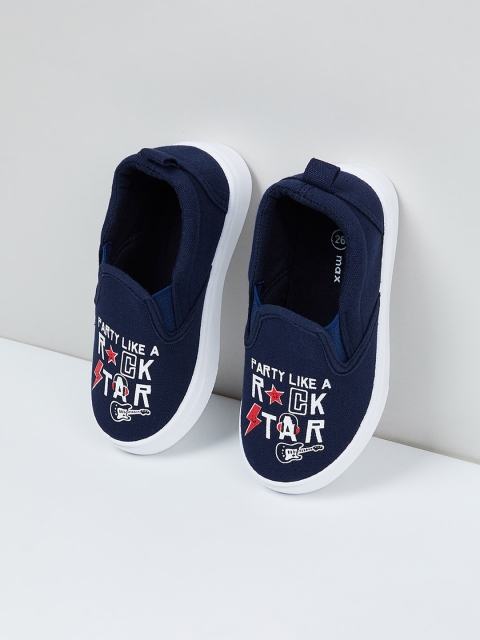 

max Boys Navy Blue Printed Slip-On Sneakers