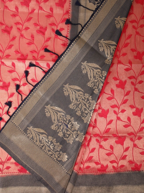 

Bangalore Silk Emporium Red & Black Brocade Woven Design Handloom Saree