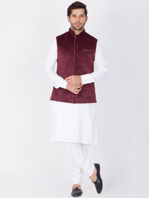 

VASTRAMAY Men White Printed Kurta with Churidar