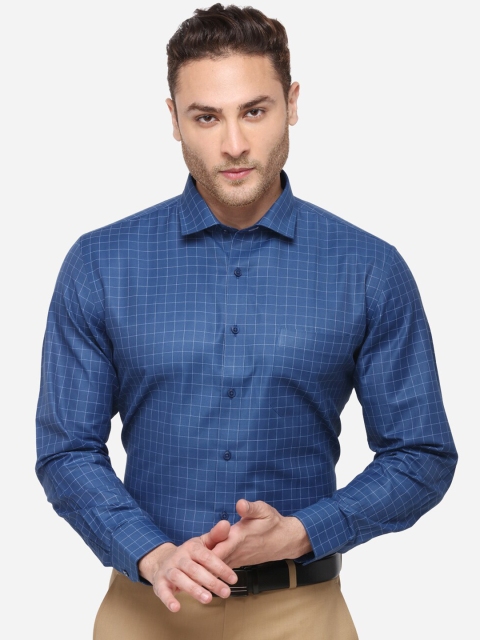 

Greenfibre Men Blue & White Regular Fit Checked Formal Shirt