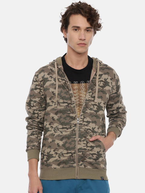 

Breakbounce Men Olive Green Camouflage Printed Hooded Sweatshirt