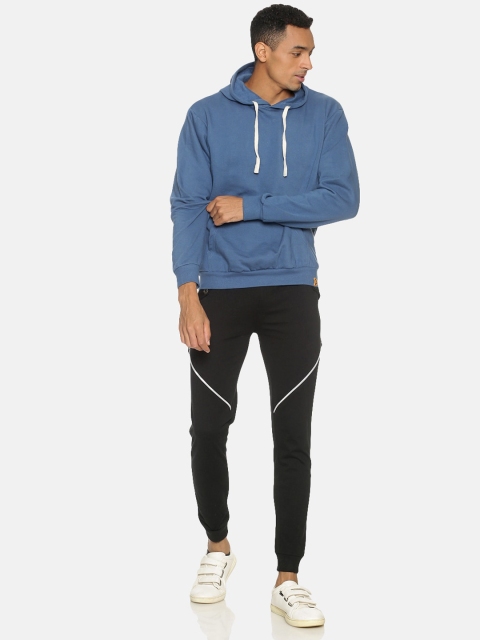 

Campus Sutra Men Blue & Black Solid Hooded Casual Tracksuit