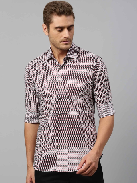 

RARE RABBIT Men White & Maroon Regular Fit Printed Casual Shirt