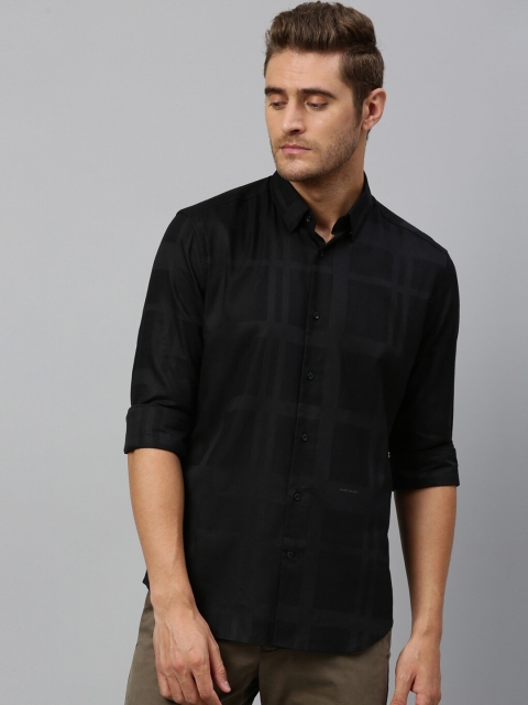 

RARE RABBIT Men Black Regular Fit Checked Casual Shirt