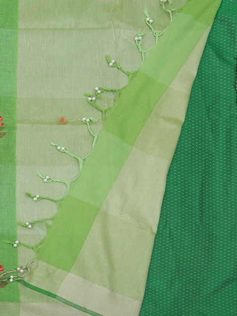 

Pothys Green & Cream-Coloured Linen Blend Embroidered Saree