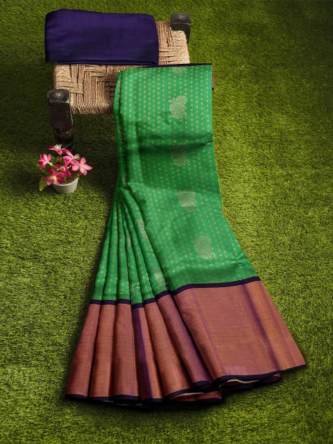 

APCO Green & Gold-Coloured Silk Cotton Woven Design Saree