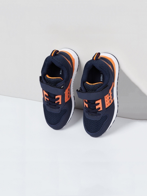

max Boys Navy Blue Slip-On Sneakers