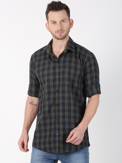 

LEVIZO Men Navy Blue & Green Regular Fit Checked Casual Shirt
