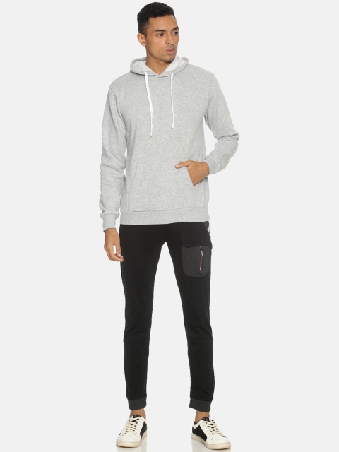 

Campus Sutra Men Grey & Black Hooded Tracksuit