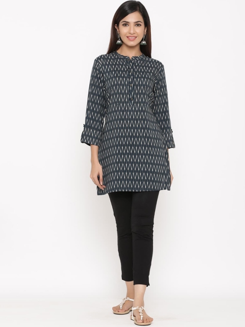 

kipek Women Green & White Ikat Printed Straight Kurti