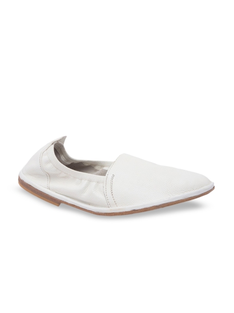 

Regal Men White Slip-On Sneakers