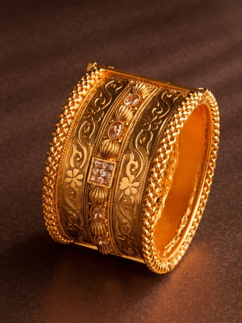 

Rubans Gold-Plated & Beige Nakashi Studded Handcrafted Broad Bangle