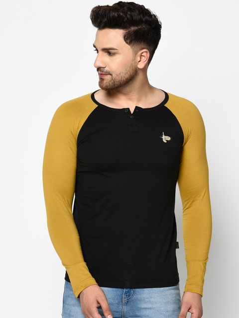 

Rigo Men Black & Mustard Yellow Solid Henley Neck T-shirt