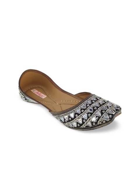 

Fulkari Women Silver-Toned & Black Embellished Leather Mojaris