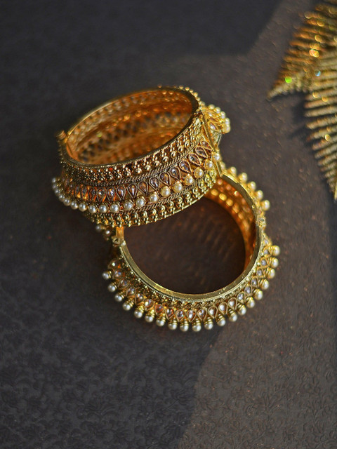 

Rubans Set Of 2 Gold-Plated White & Beige Kundan-Studded With Pearl Handcrafted Bangles