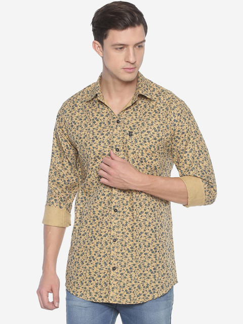 

LEVIZO Men Yellow Premium Regular Fit Printed Casual Shirt