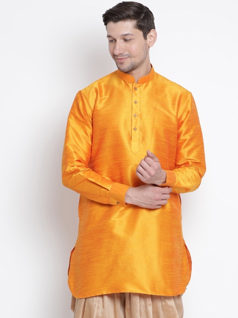 

VASTRAMAY Men Orange Solid Straight Kurta