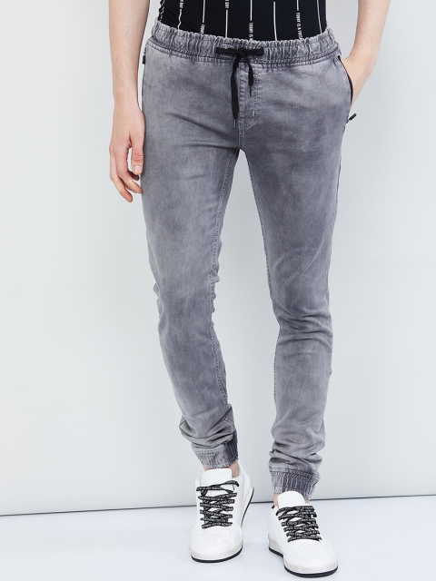 

max Men Grey Skinny Fit Mid-Rise Clean Look Stretchable Jeans